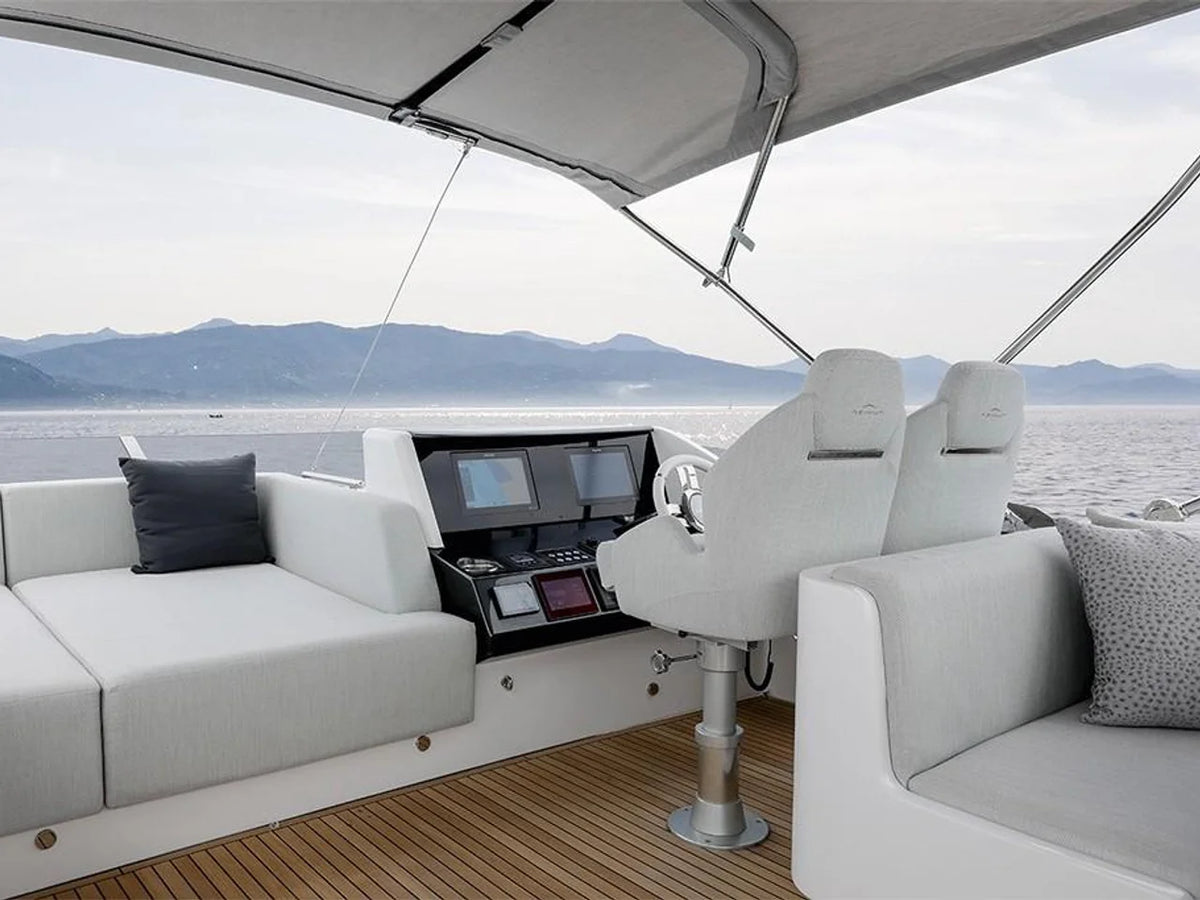 2026 Azimut S8 80.0 feet, Inuvik, Northwest Territories #6