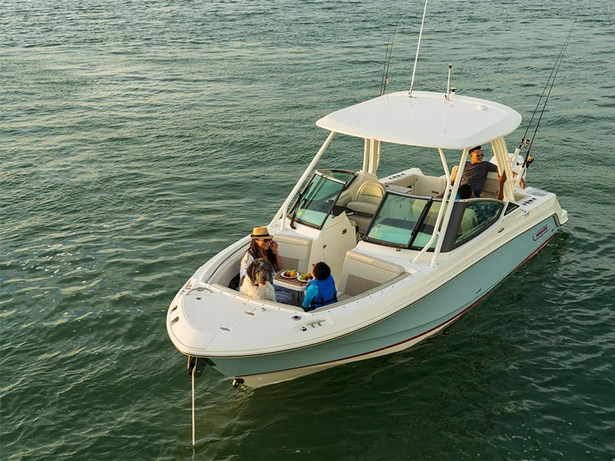 2027 Boston Whaler 240 Vantage 24.0 feet, Inuvik, Northwest Territories #10