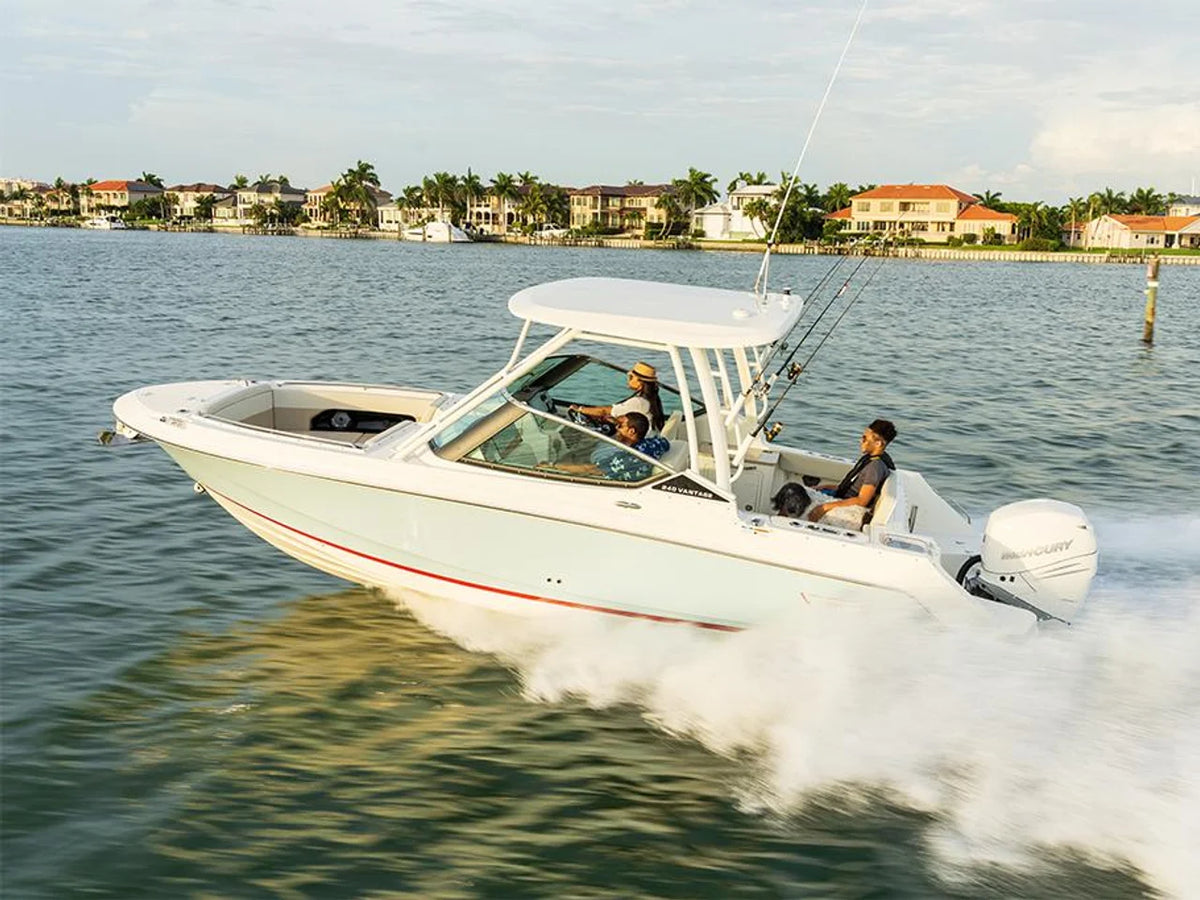 2027 Boston Whaler 240 Vantage 24.0 feet, Pewaukee, WI #1