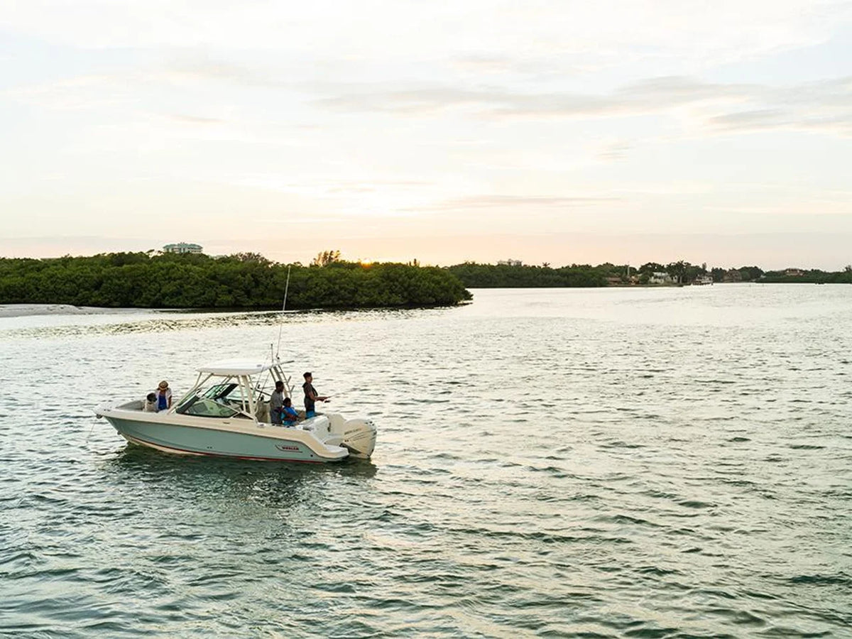2027 Boston Whaler 240 Vantage 24.0 feet, Pewaukee, WI #34