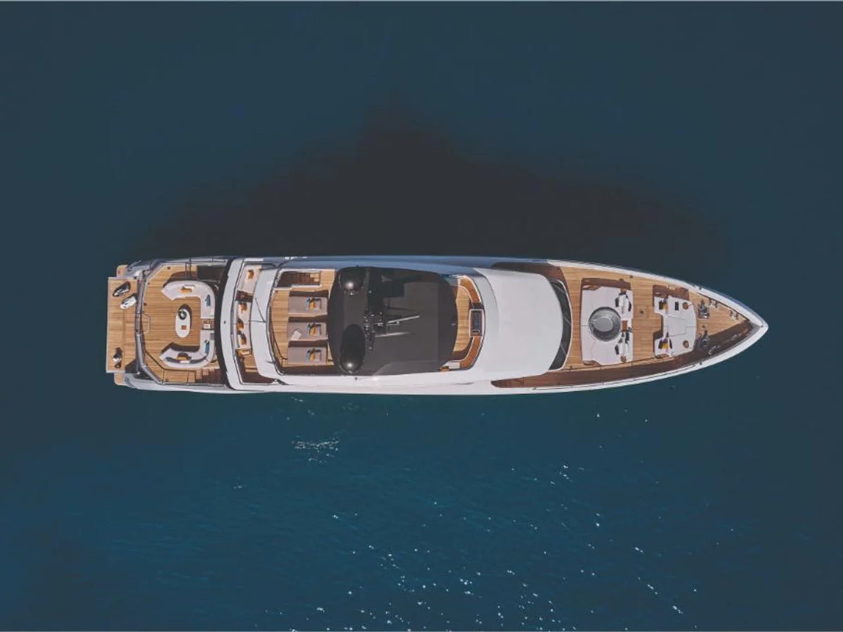 2027 Azimut Grande Trideck 125.0 feet, Inuvik, Northwest Territories #4
