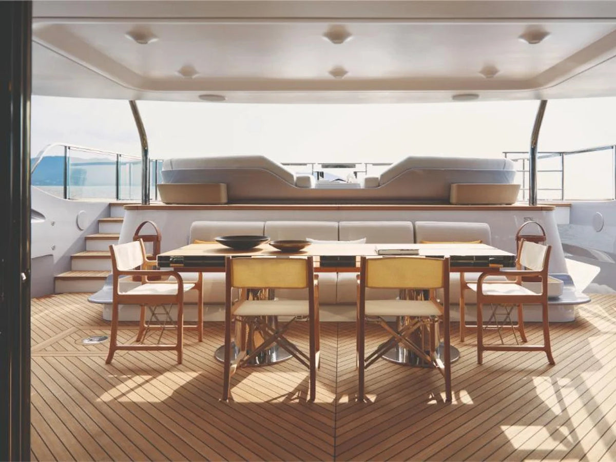 2027 Azimut Grande Trideck 125.0 feet, Inuvik, Northwest Territories #16