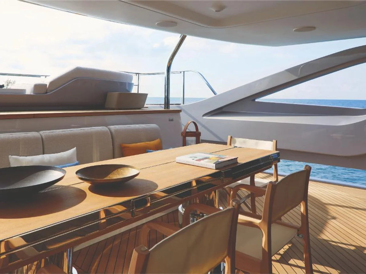 2027 Azimut Grande Trideck 125.0 feet, Inuvik, Northwest Territories #20