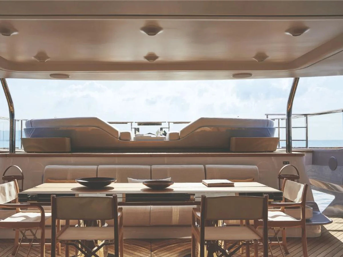 2027 Azimut Grande Trideck 125.0 feet, Inuvik, Northwest Territories #17