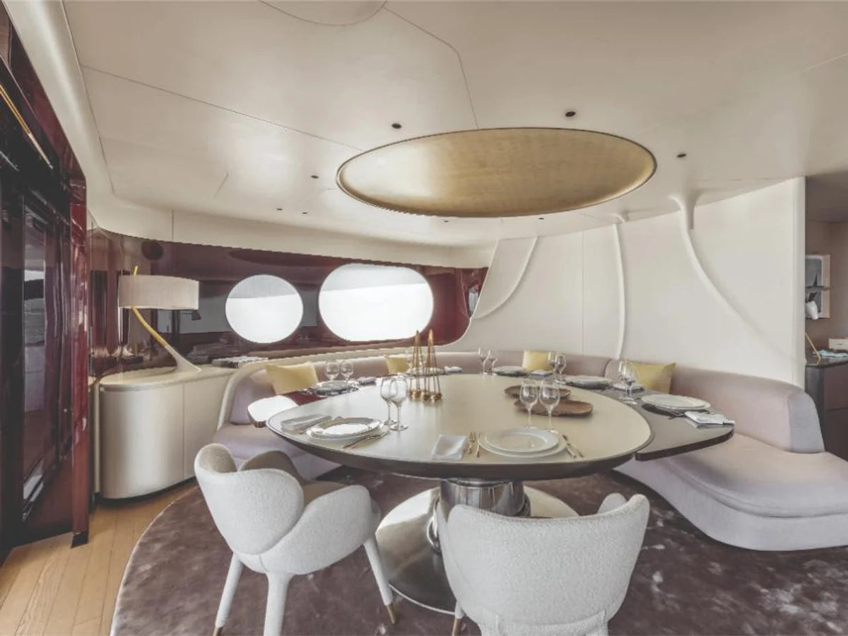 2027 Azimut Grande Trideck 125.0 feet, Inuvik, Northwest Territories #37