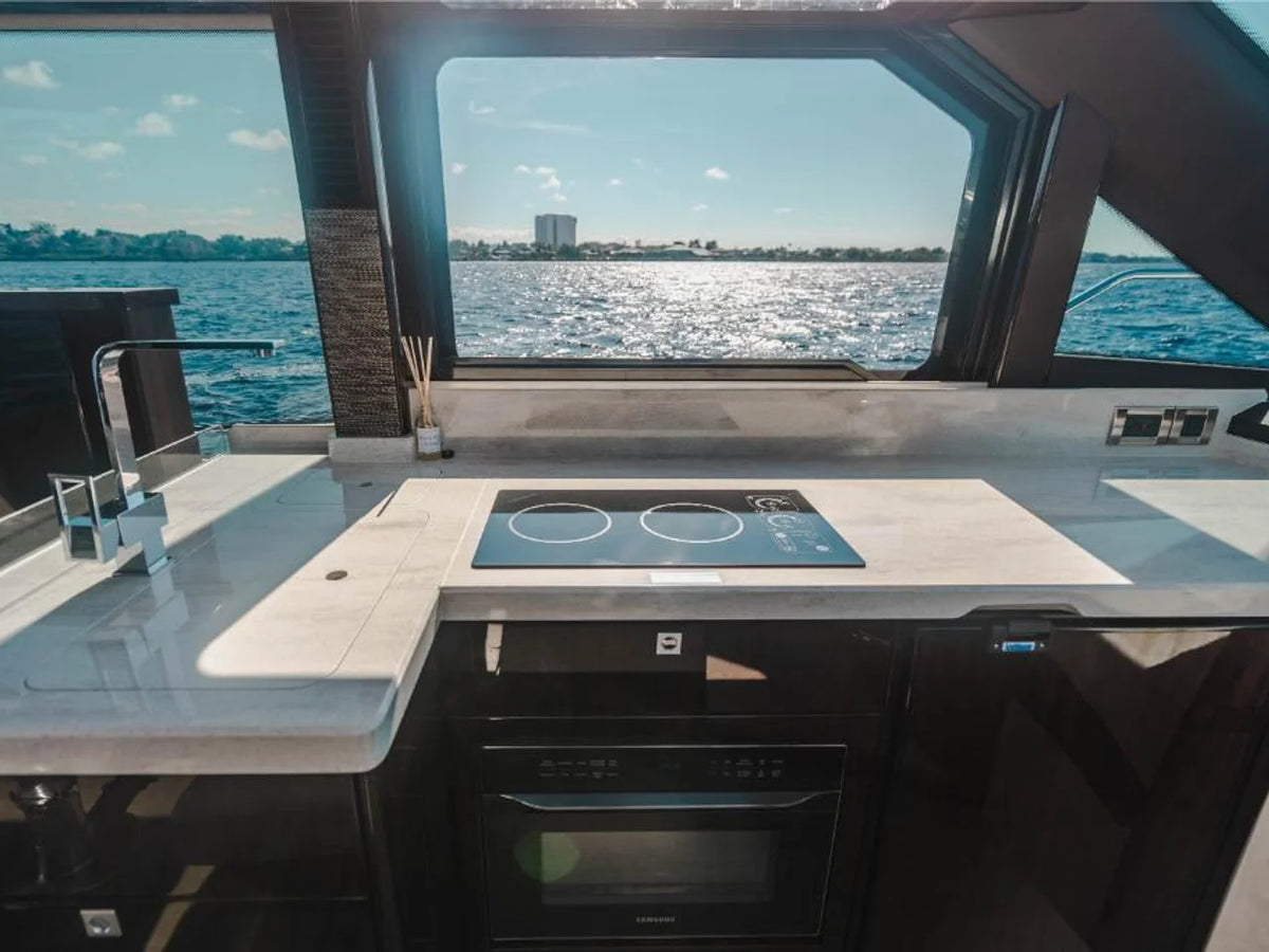 2027 Galeon 410 HTC 41.0 feet, Inuvik, Northwest Territories #96