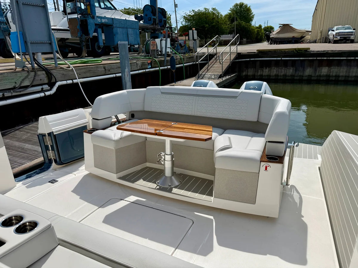 2027 Tiara Yachts 43LS 43.0 feet, Harrison Township, MI #11