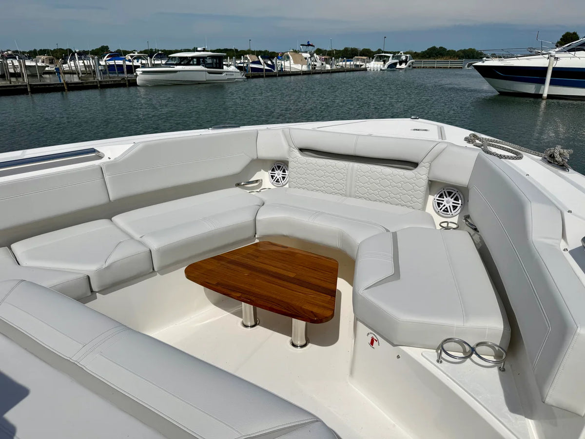 2027 Tiara Yachts 43LS 43.0 feet, Harrison Township, MI #18