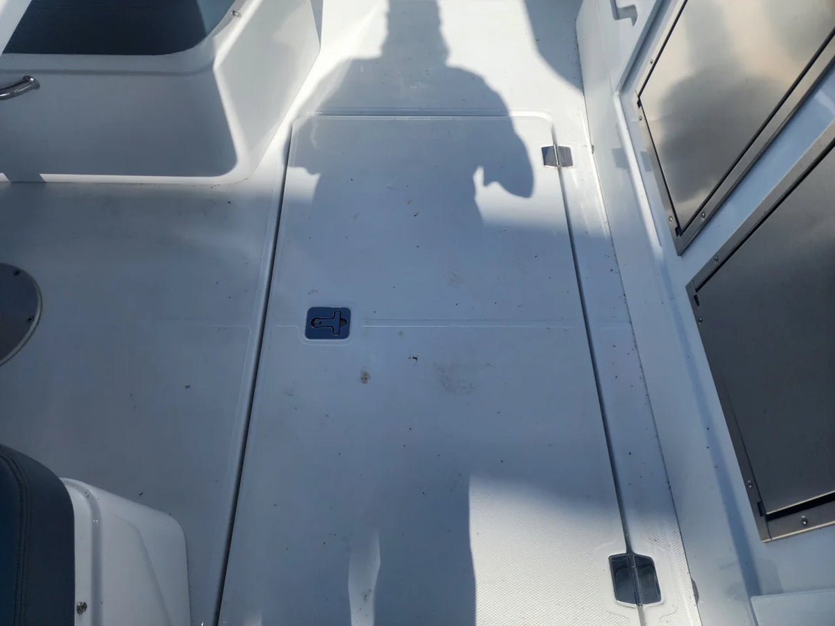 2027 Cruisers Yachts 45VTR 45.0 feet, Sturgeon Bay, WI #38