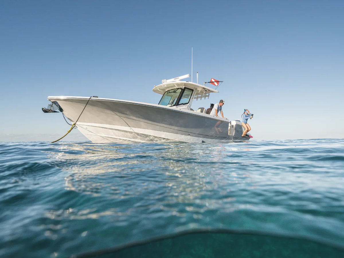 2027 Boston Whaler 330 Outrage 33.0 feet, Inuvik, Northwest Territories #33
