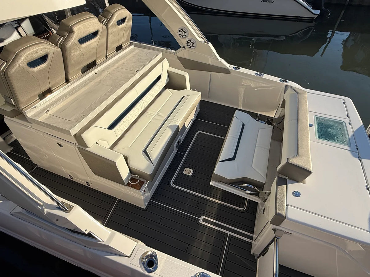 2025 Tiara Yachts 34LS 34.0 feet, Marblehead, OH #30