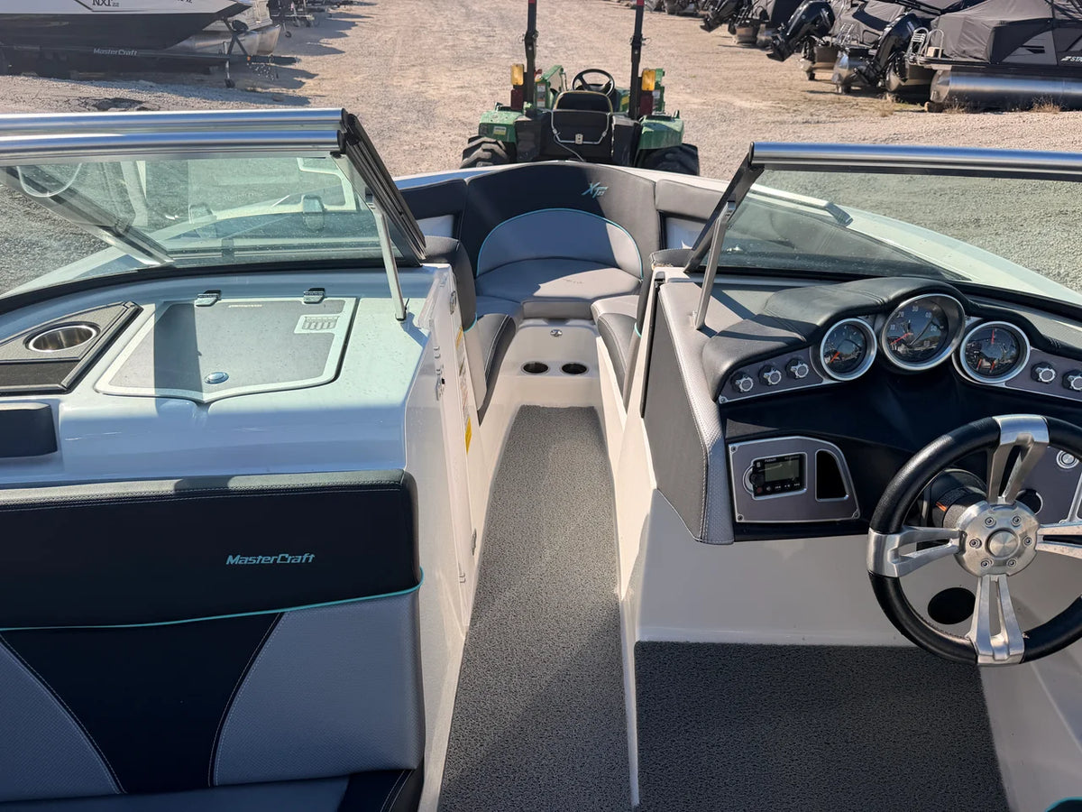 2017 Mastercraft XT23 23.0 feet, Pewaukee, WI #43
