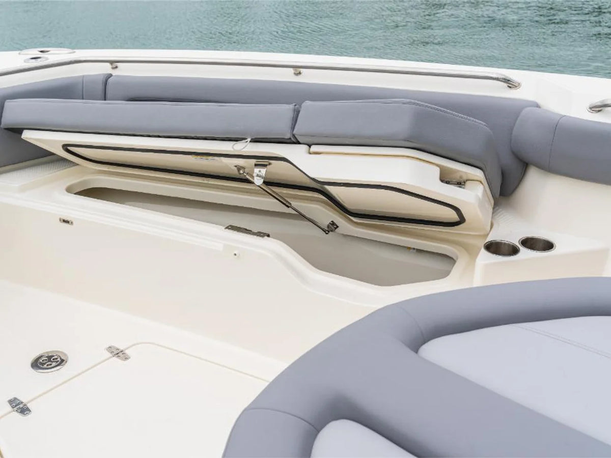 2027 Boston Whaler 360 Outrage 36.0 feet, Inuvik, Northwest Territories #30