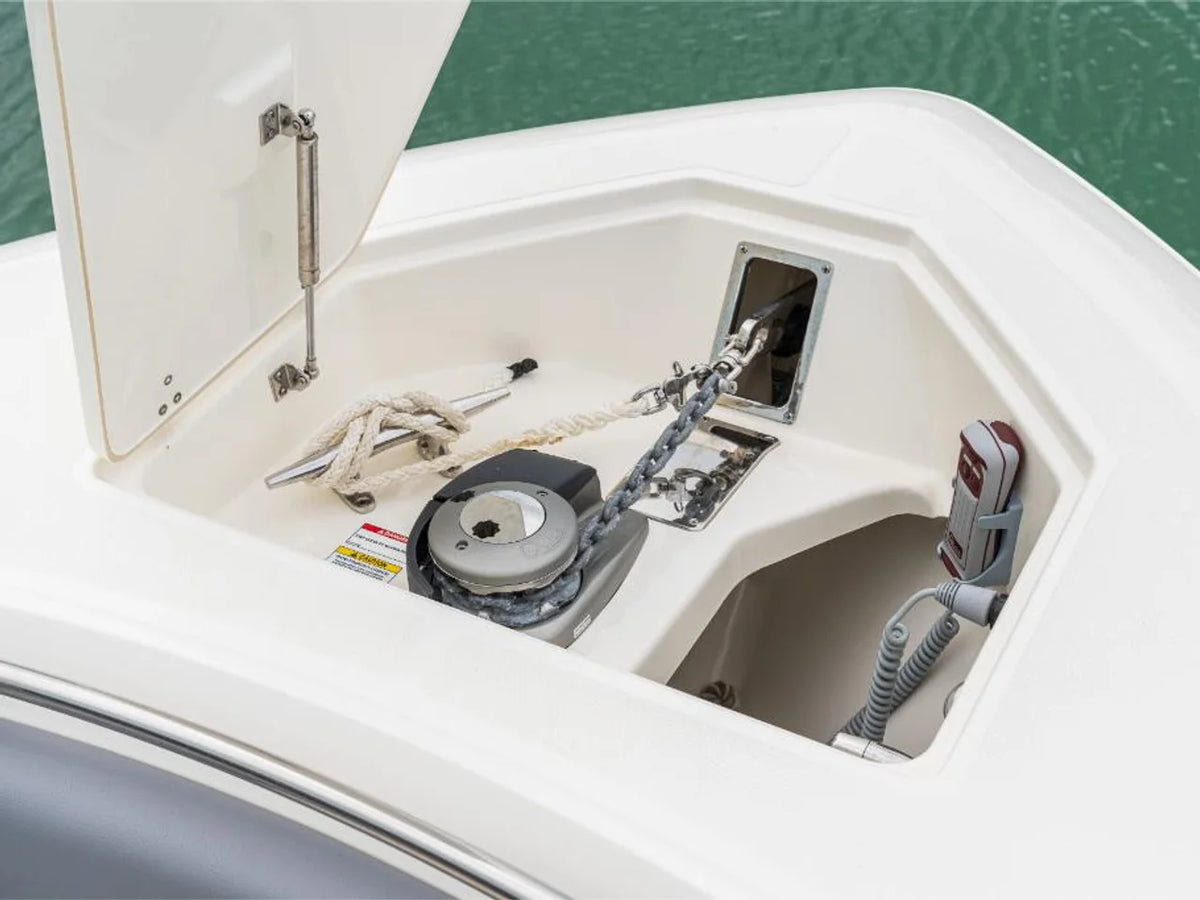 2027 Boston Whaler 360 Outrage 36.0 feet, Inuvik, Northwest Territories #32