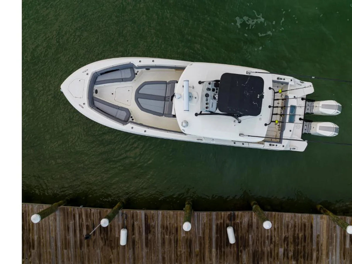 2027 Boston Whaler 360 Outrage 36.0 feet, Inuvik, Northwest Territories #43