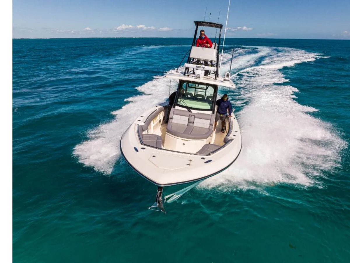 2027 Boston Whaler 360 Outrage 36.0 feet, Inuvik, Northwest Territories #5