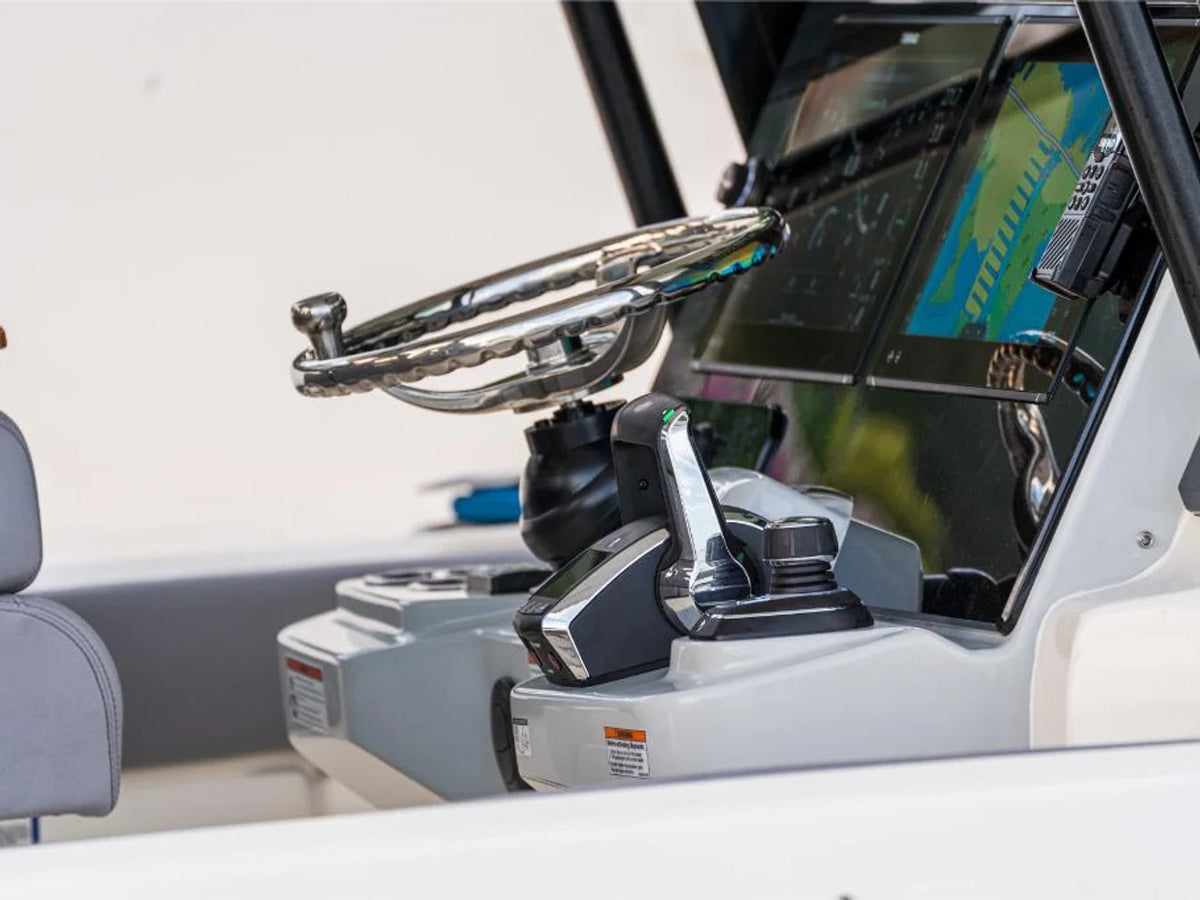 2027 Boston Whaler 360 Outrage 36.0 feet, Inuvik, Northwest Territories #72