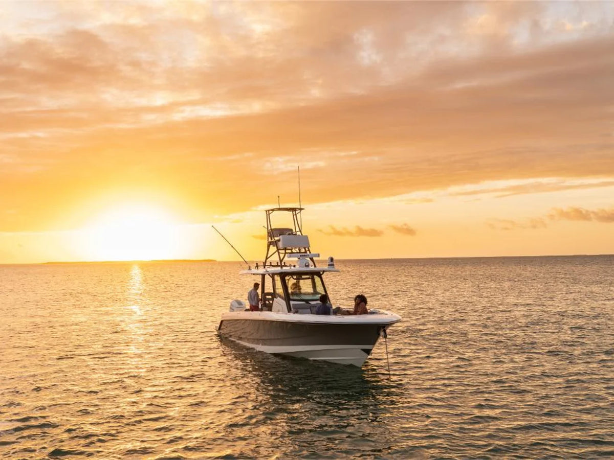 2027 Boston Whaler 360 Outrage 36.0 feet, Inuvik, Northwest Territories #135