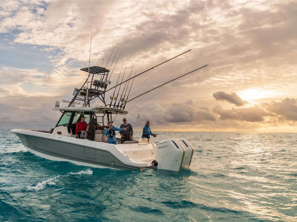 2027 Boston Whaler 360 Outrage 36.0 feet, Inuvik, Northwest Territories #145