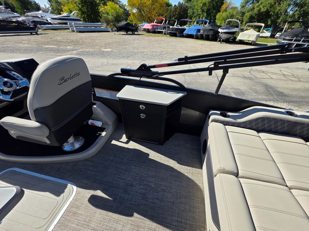2023 Barletta LUSSO 25UE 27.0 feet, Oshkosh, WI #27