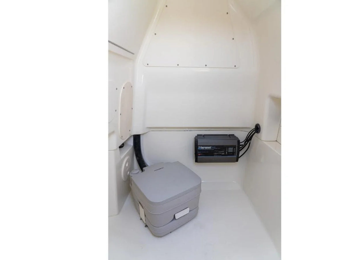 2027 Boston Whaler 280 Dauntless 28.0 feet, Inuvik, Northwest Territories #105