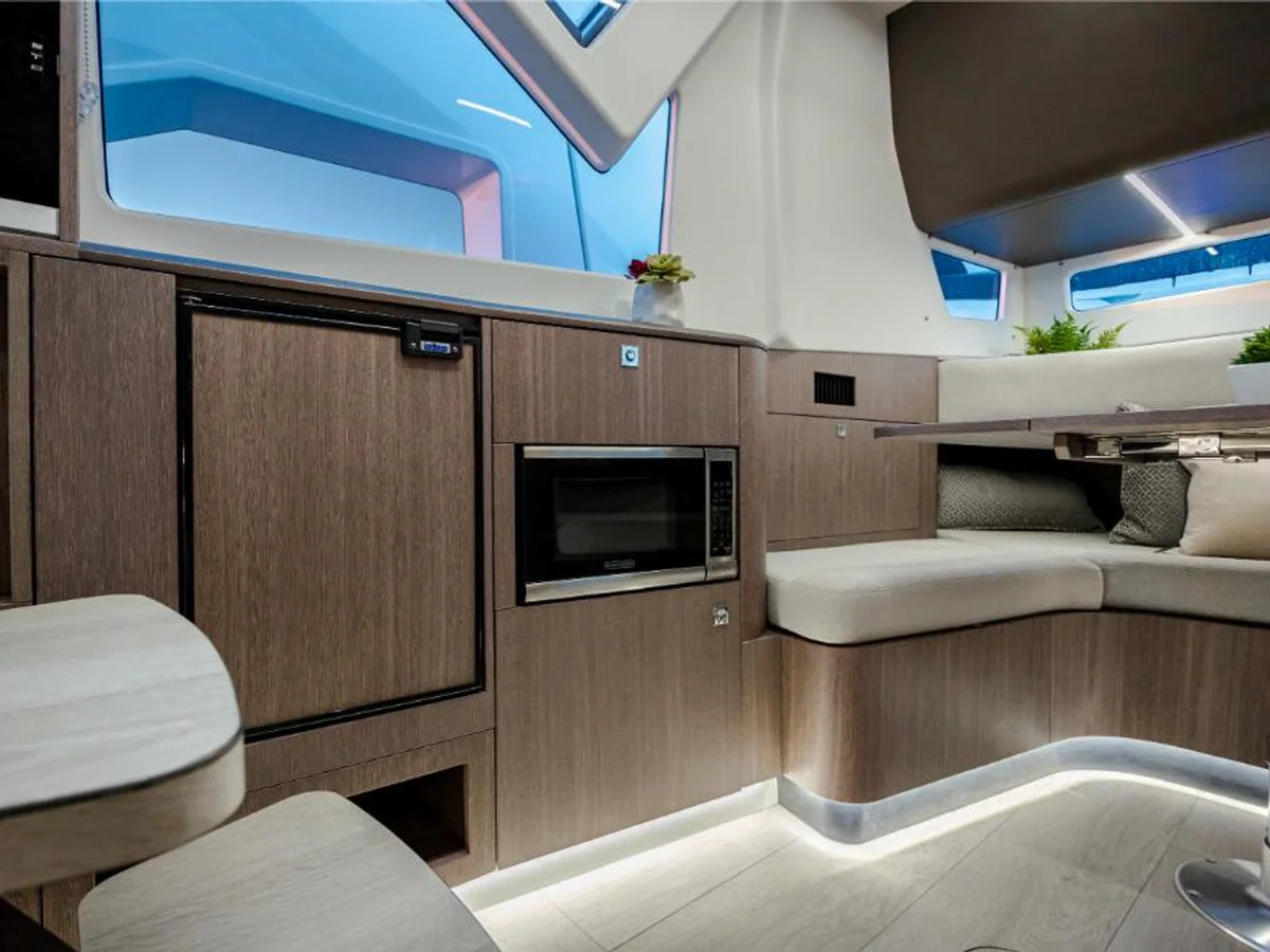 2027 Galeon 375 GTO 37.0 feet, Inuvik, Northwest Territories #22