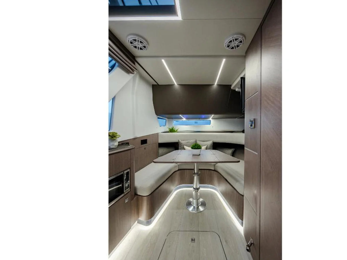 2027 Galeon 375 GTO 37.0 feet, Inuvik, Northwest Territories #43