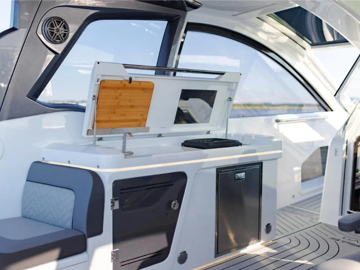 2027 Galeon 375 GTO 37.0 feet, Inuvik, Northwest Territories #73