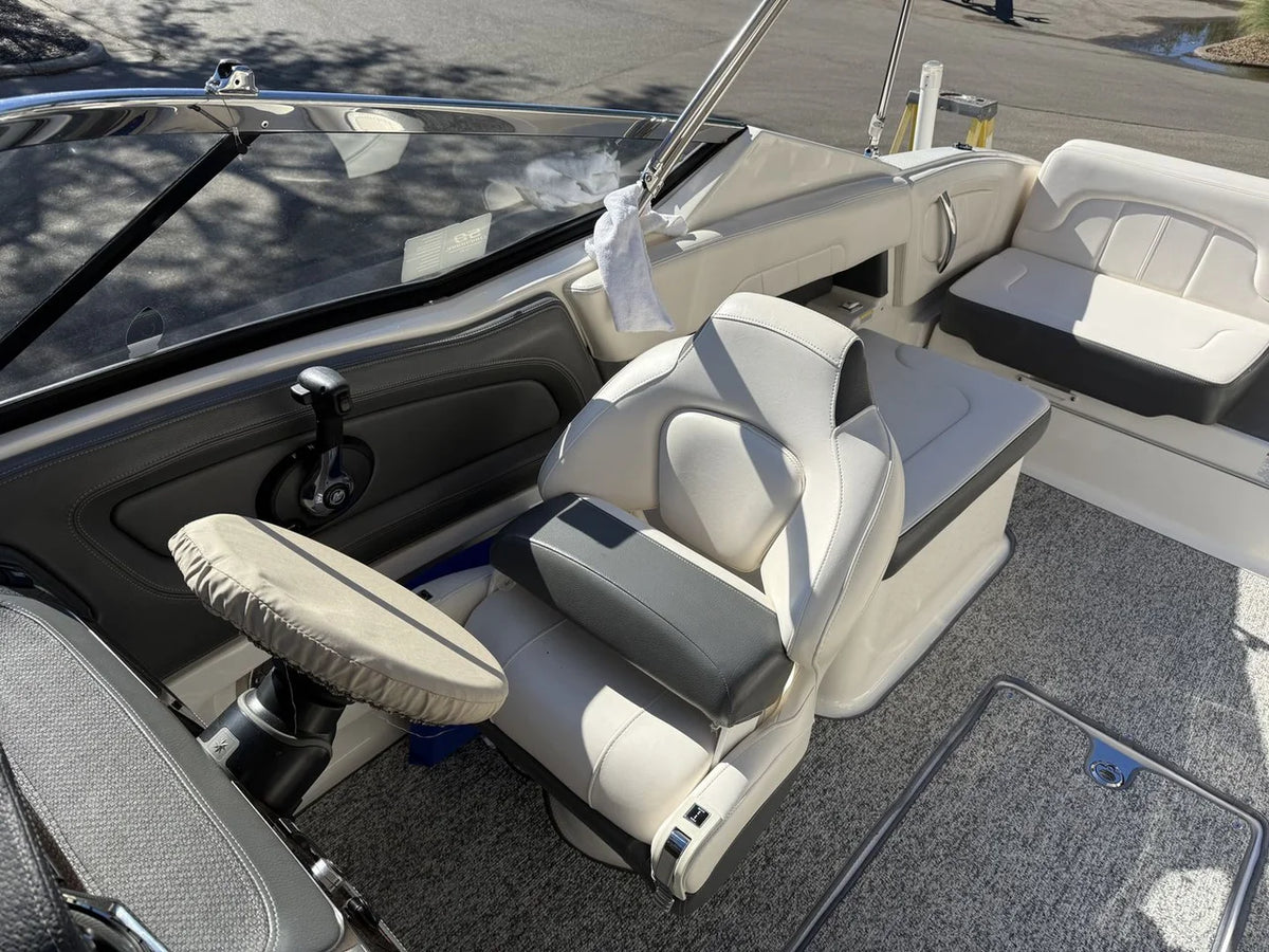 2015 Chaparral 257 SSX 25.0 feet, Grand Haven, MI #20