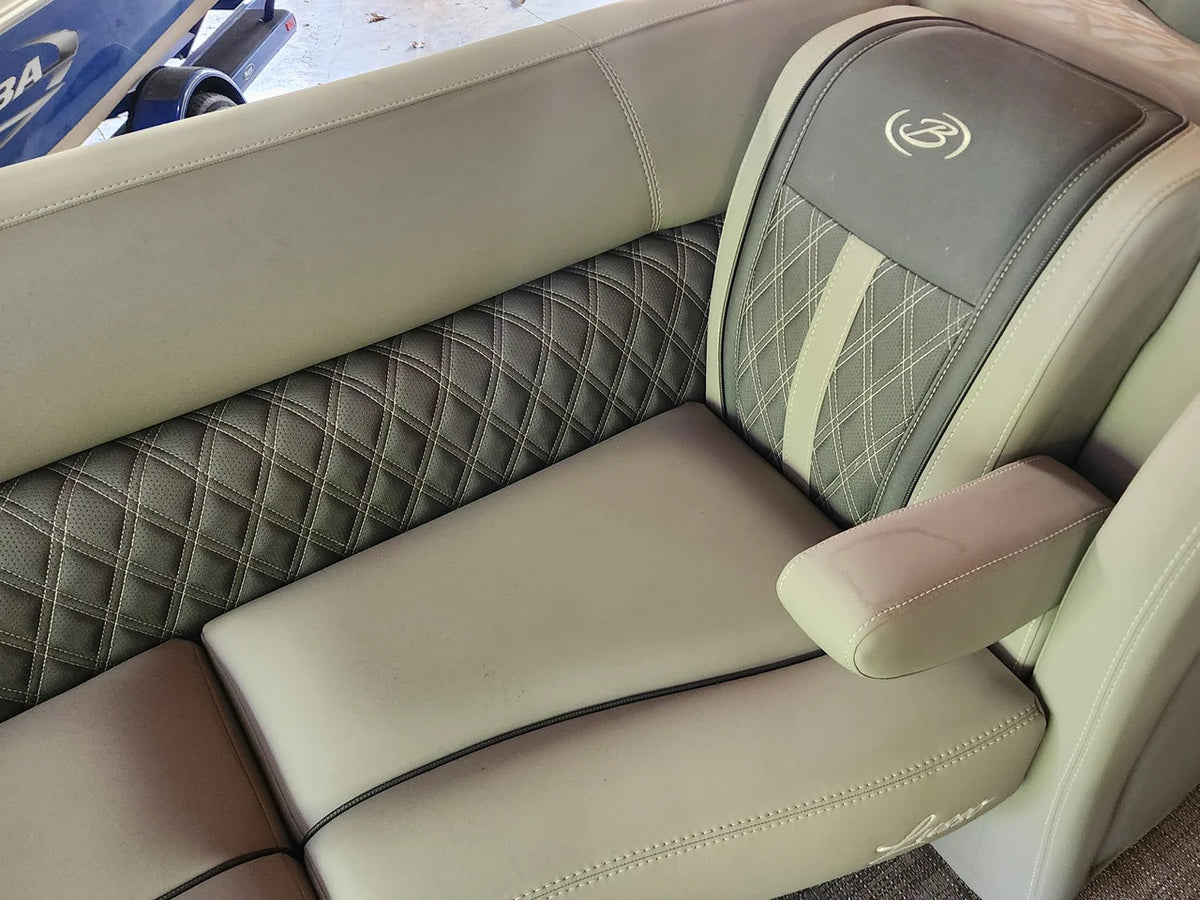 2023 Barletta LUSSO 25UC 25.0 feet, Fenton, MI #20