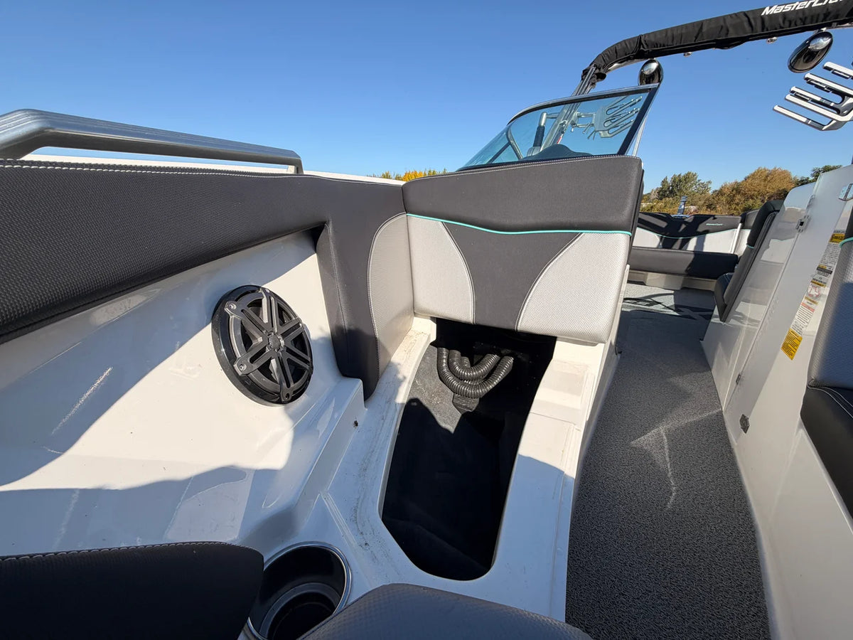 2017 Mastercraft XT23 23.0 feet, Pewaukee, WI #47