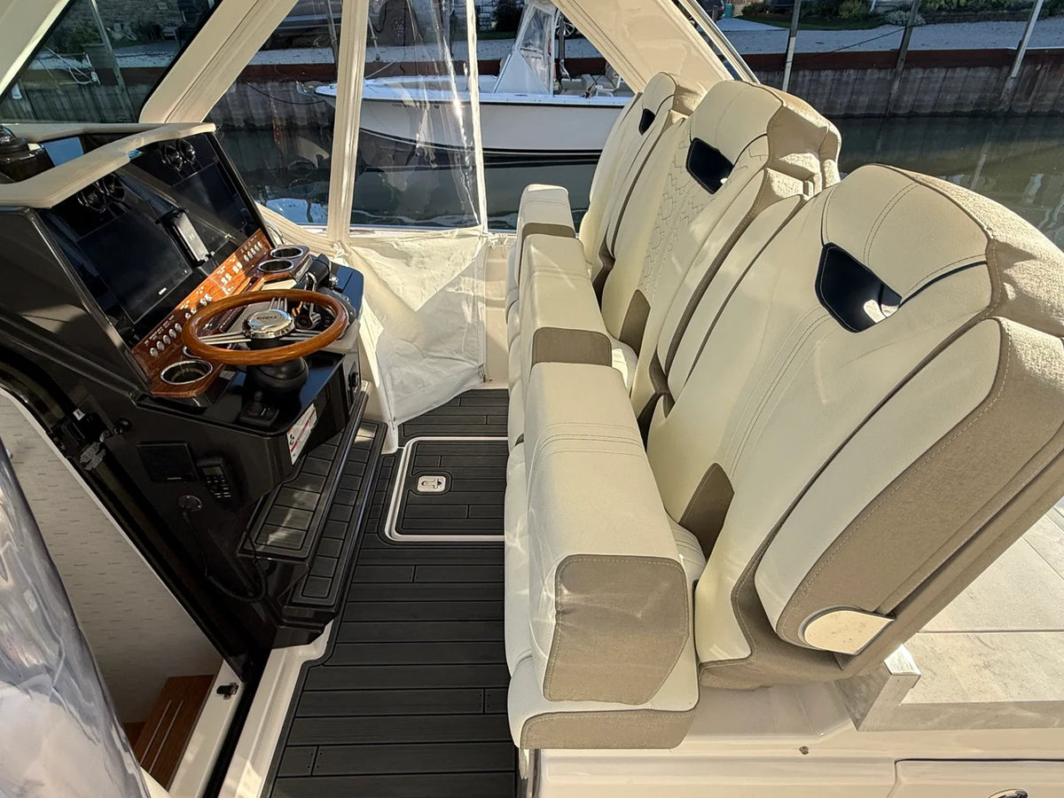2025 Tiara Yachts 34LS 34.0 feet, Marblehead, OH #22