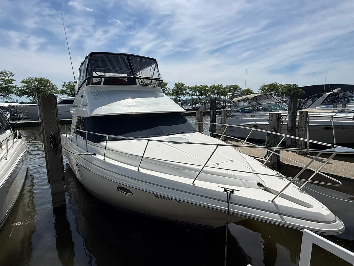 1998 Cruisers Yachts 3585 FLYBRIDGE 39.0 feet, Grand Haven, MI #4