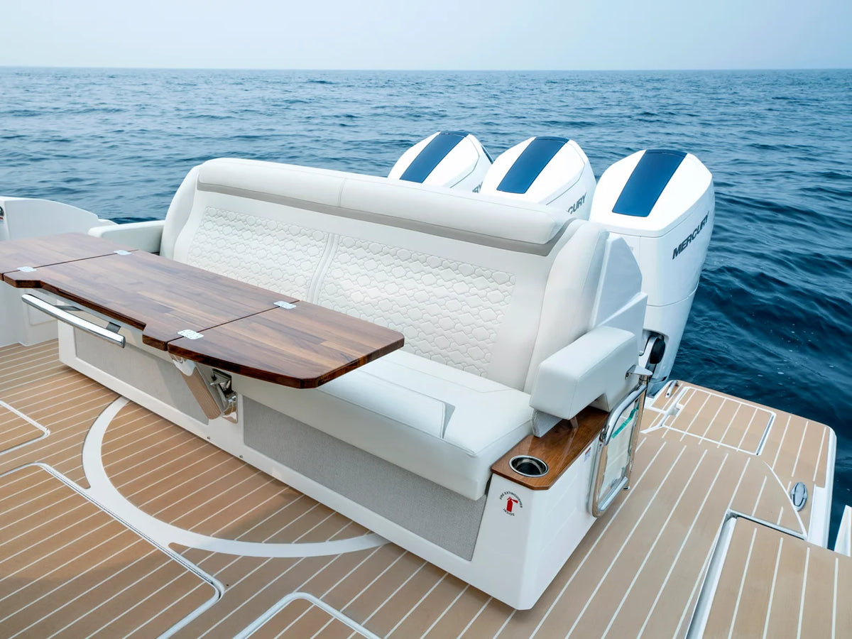 2027 Tiara Yachts 48 LE 48.0 feet, Inuvik, Northwest Territories #8