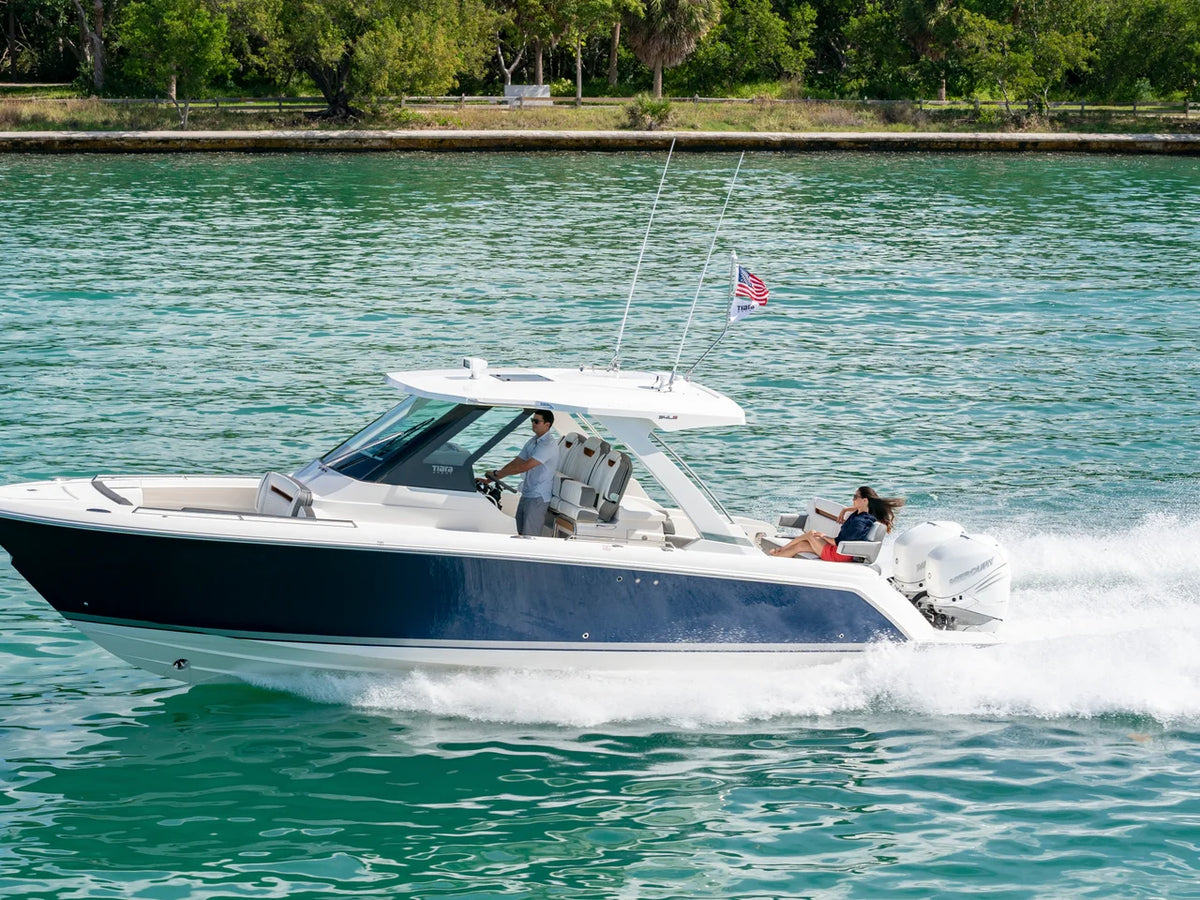 2027 Tiara Yachts 35 LS 35.0 feet, Inuvik, Northwest Territories #2