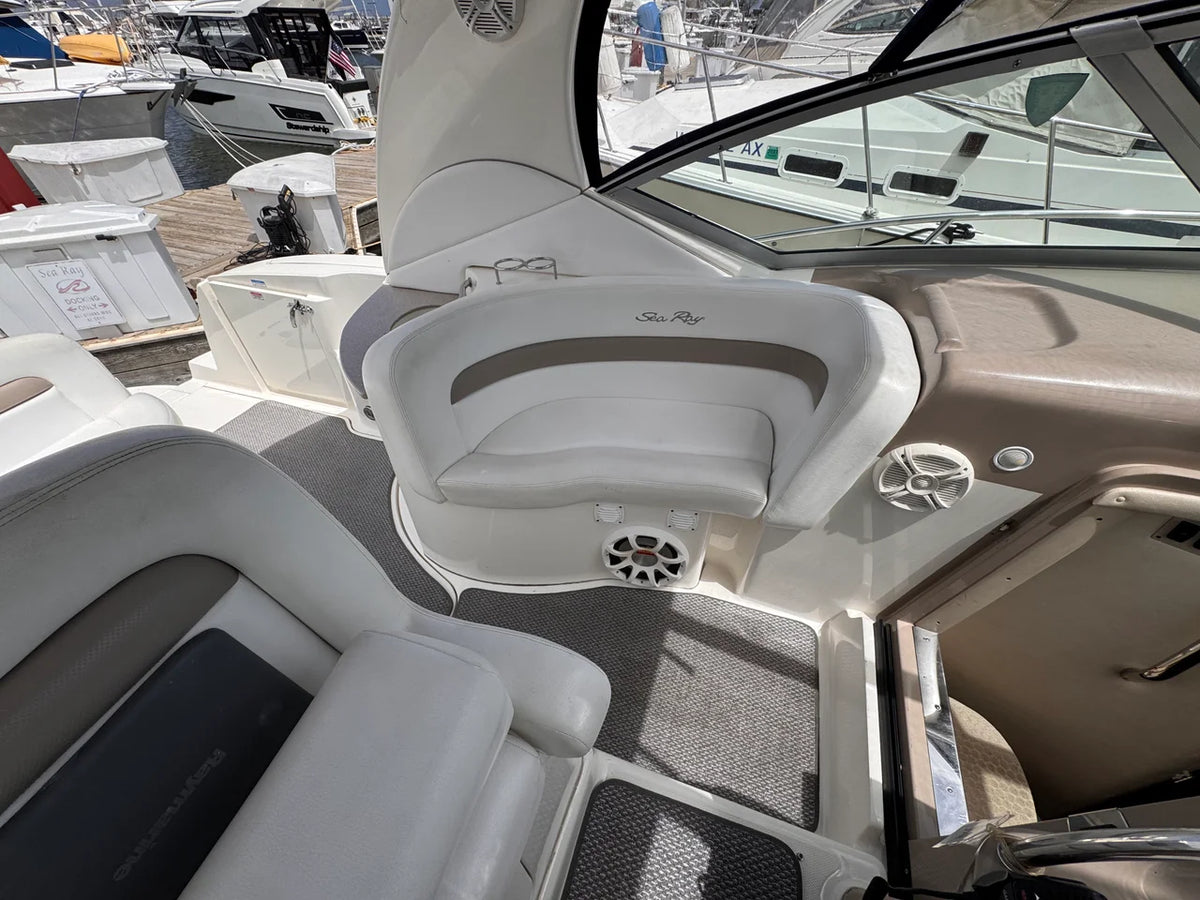 2005 Sea Ray 320 SUNDANCER 35.0 feet, Pewaukee, WI #19