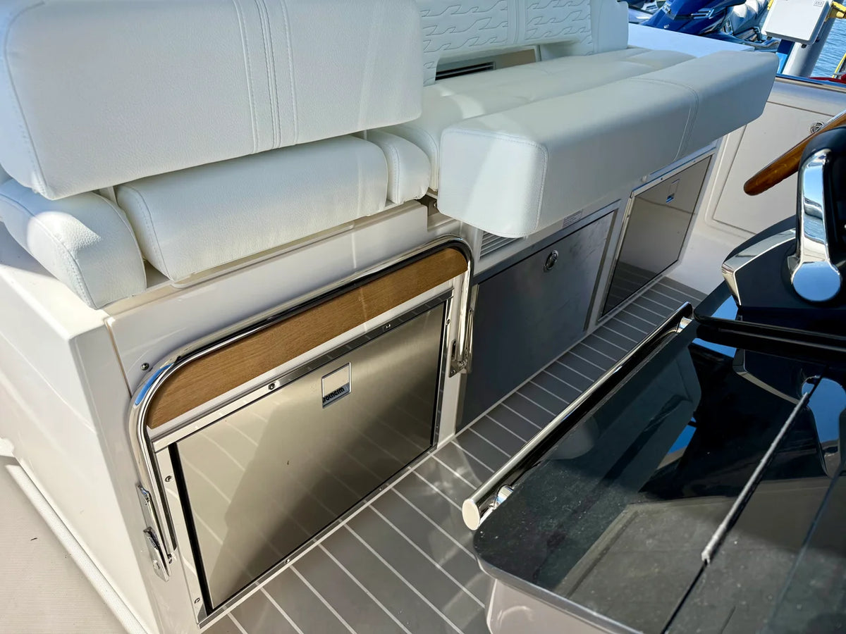 2027 Tiara Yachts 39LS 39.0 feet, Harrison Township, MI #12