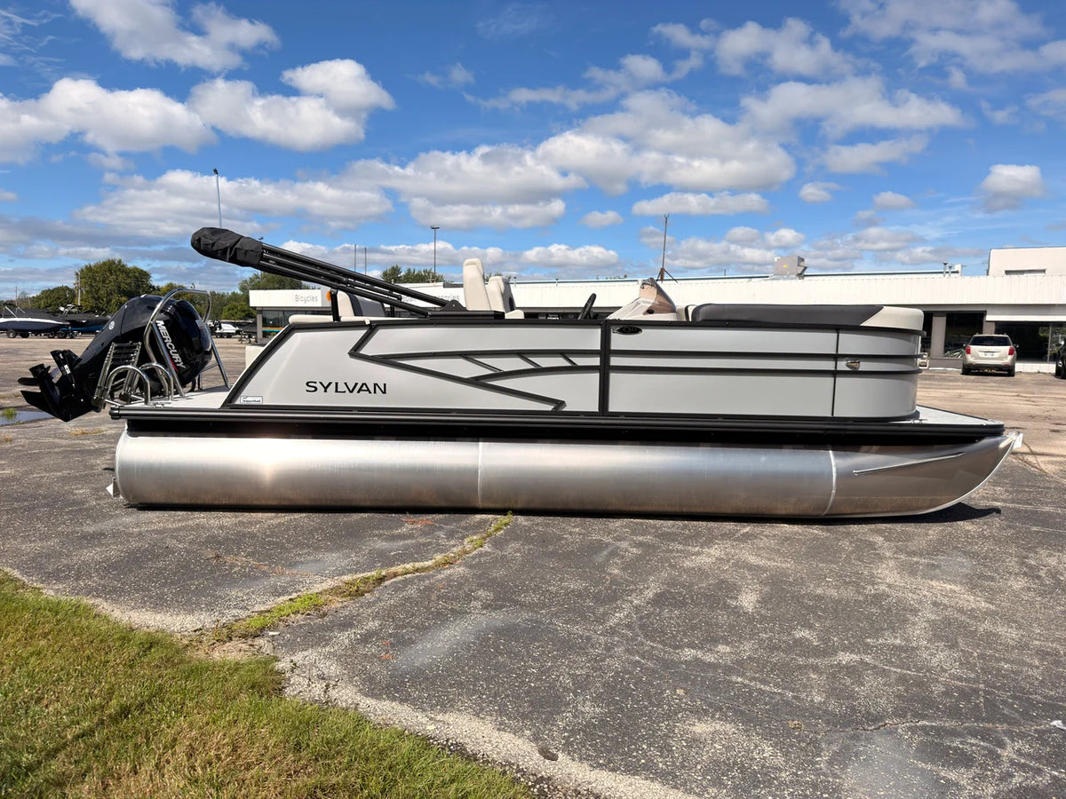 2027 Sylvan Q-22 ULZ 22.0 feet, Oshkosh, WI #8
