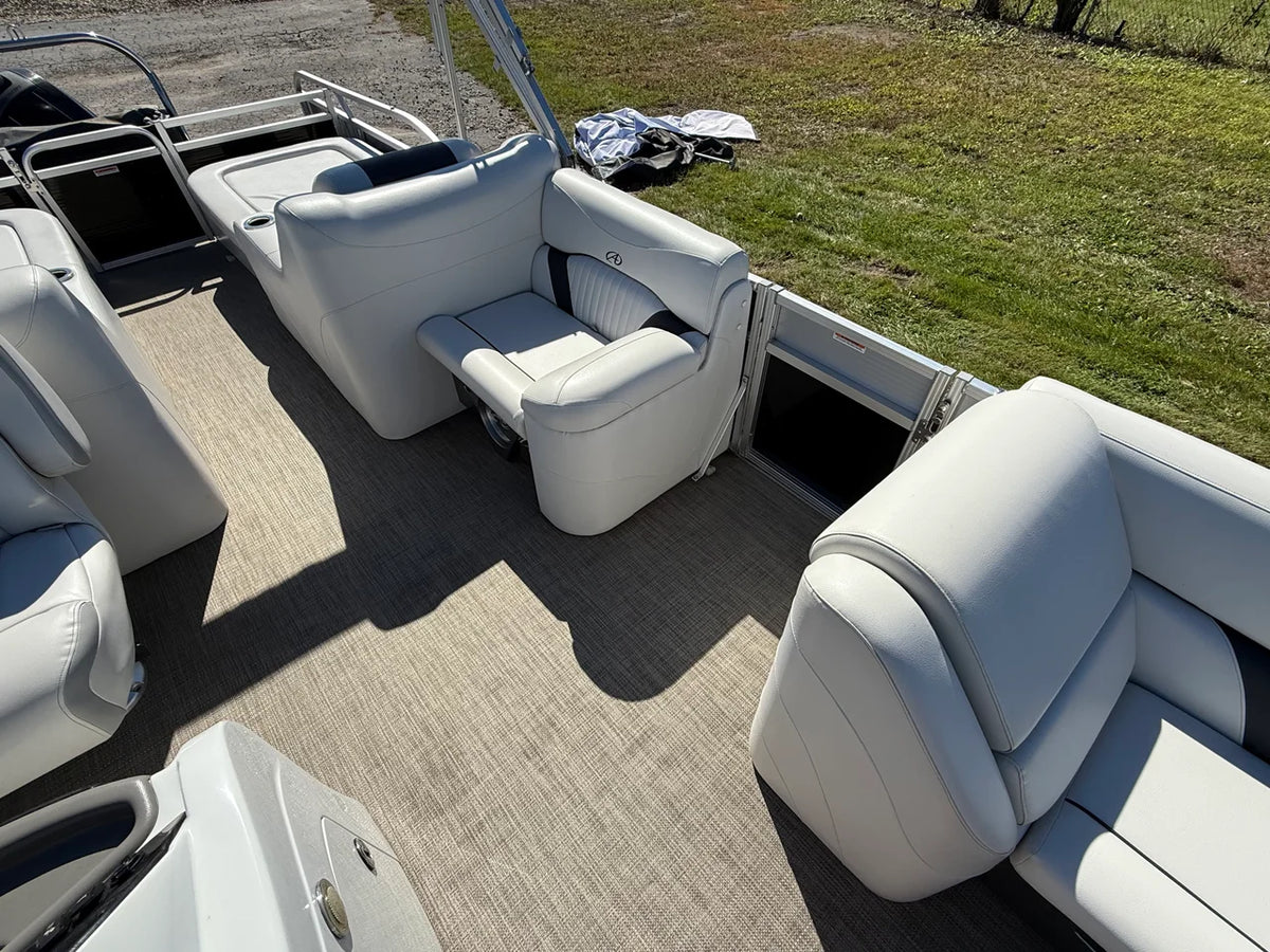 2015 Avalon 2585 WRL 25.0 feet, Pewaukee, WI #10