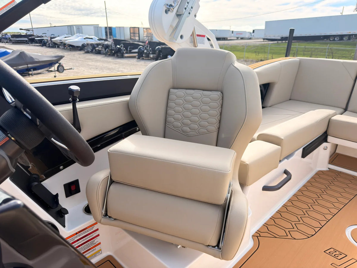 2027 Mastercraft NXT22 22.0 feet, Pewaukee, WI #44