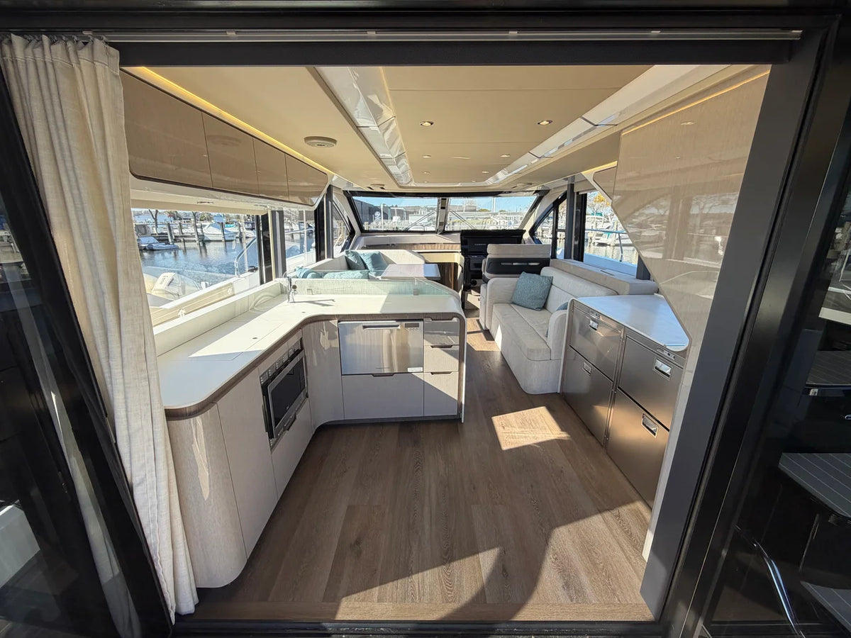 2026 Cruisers Yachts 57 FLY 57.0 feet, Grand Haven, MI #24