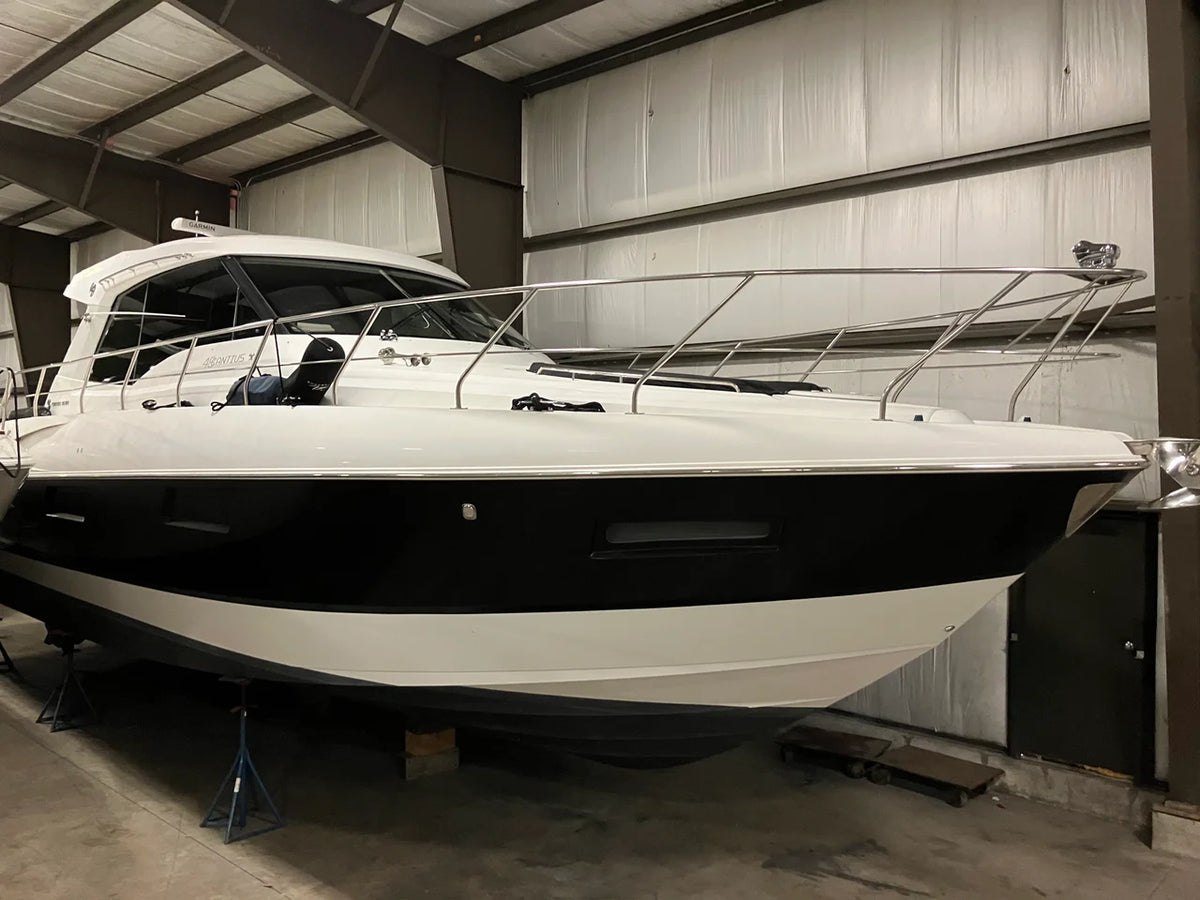 2016 Cruisers Yachts 48 CANTIUS 48.0 feet, Sturgeon Bay, WI #3