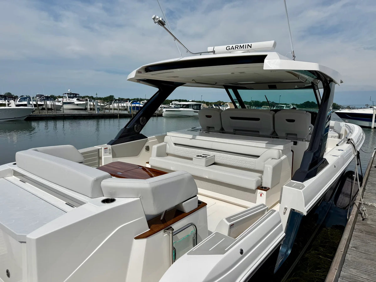 2027 Tiara Yachts 43LS 43.0 feet, Harrison Township, MI #38