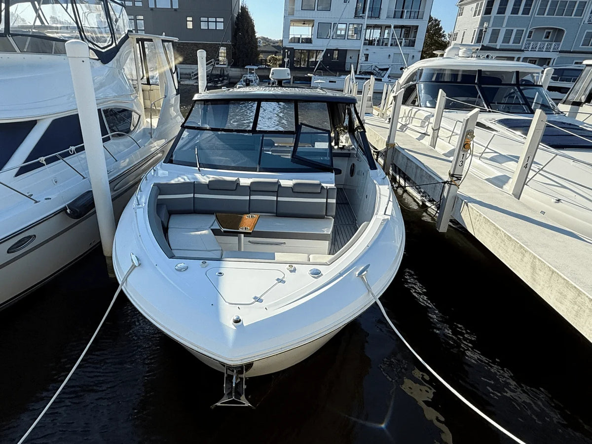 2020 Cruisers Yachts 38 GLS 38.0 feet, Grand Haven, MI #2