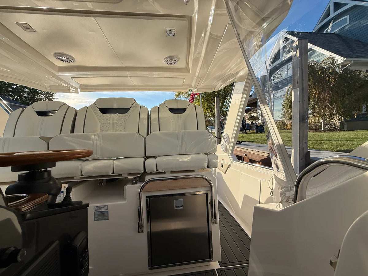 2025 Tiara Yachts 34LS 34.0 feet, Marblehead, OH #28
