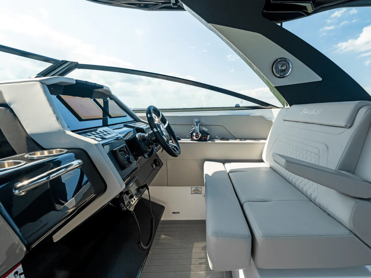 2024 Cruisers Yachts 34 GLS 34.0 feet, Marblehead, OH #118
