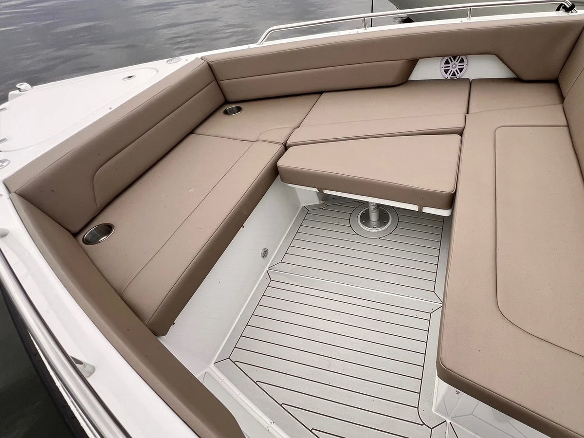 2026 Cruisers Yachts 38 VTR EC 38.0 feet, Sturgeon Bay, WI #28