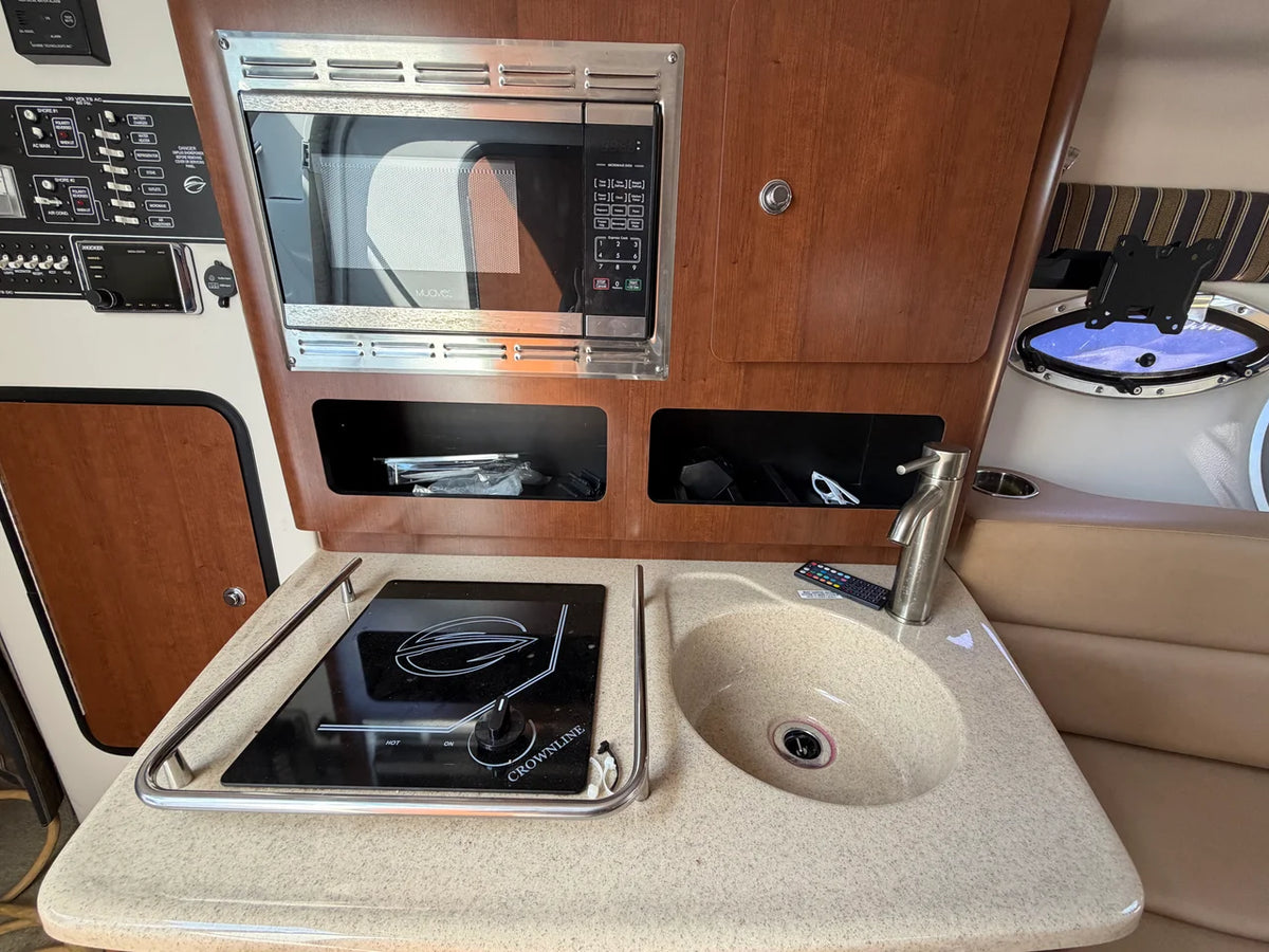 2018 Crownline 264 CR 26.0 feet, Winthrop Harbor, IL #10