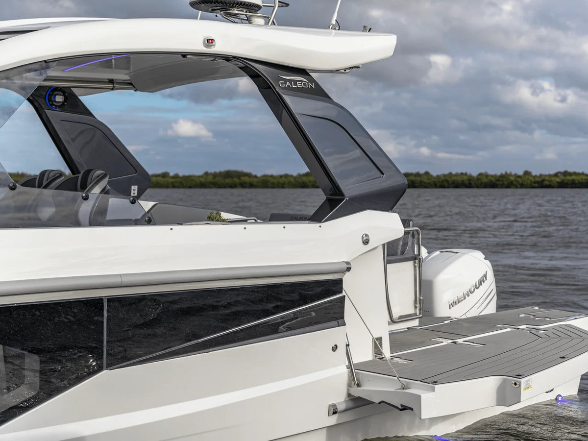 2027 Galeon 335 GTO 33.0 feet, Inuvik, Northwest Territories #105
