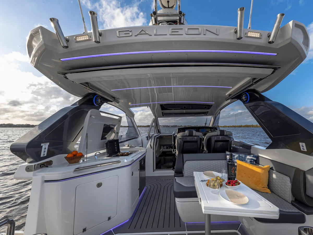 2027 Galeon 335 GTO 33.0 feet, Inuvik, Northwest Territories #111